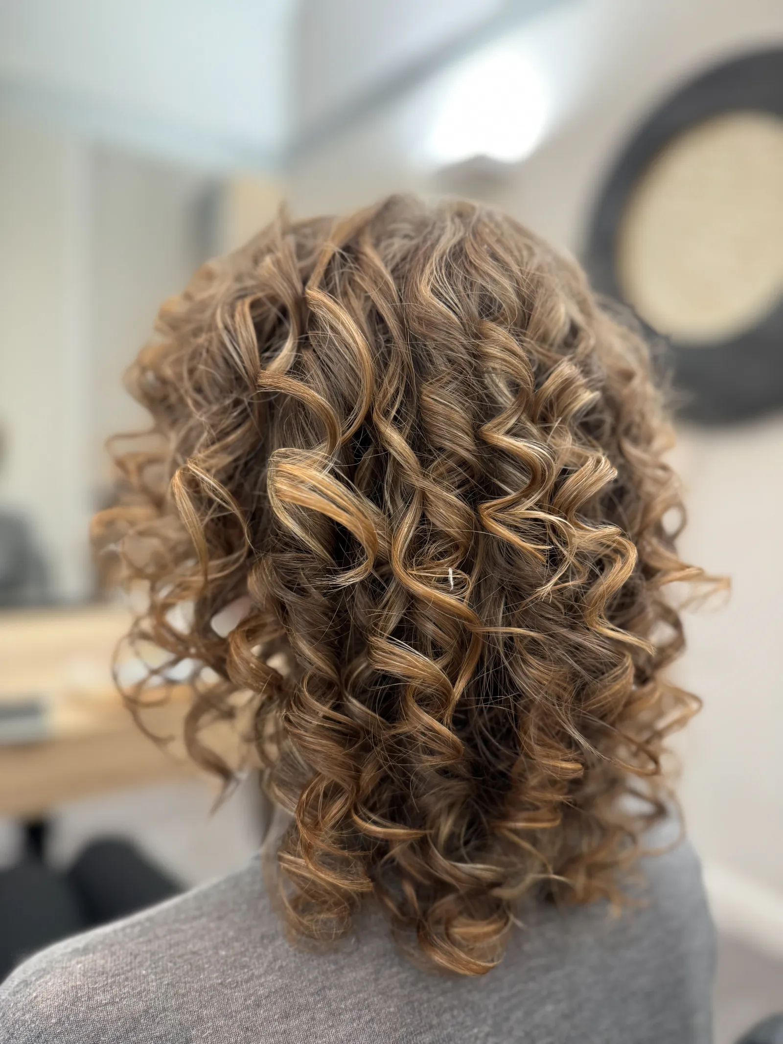 Lockenschnitt Oldenburg – Sprungkraft