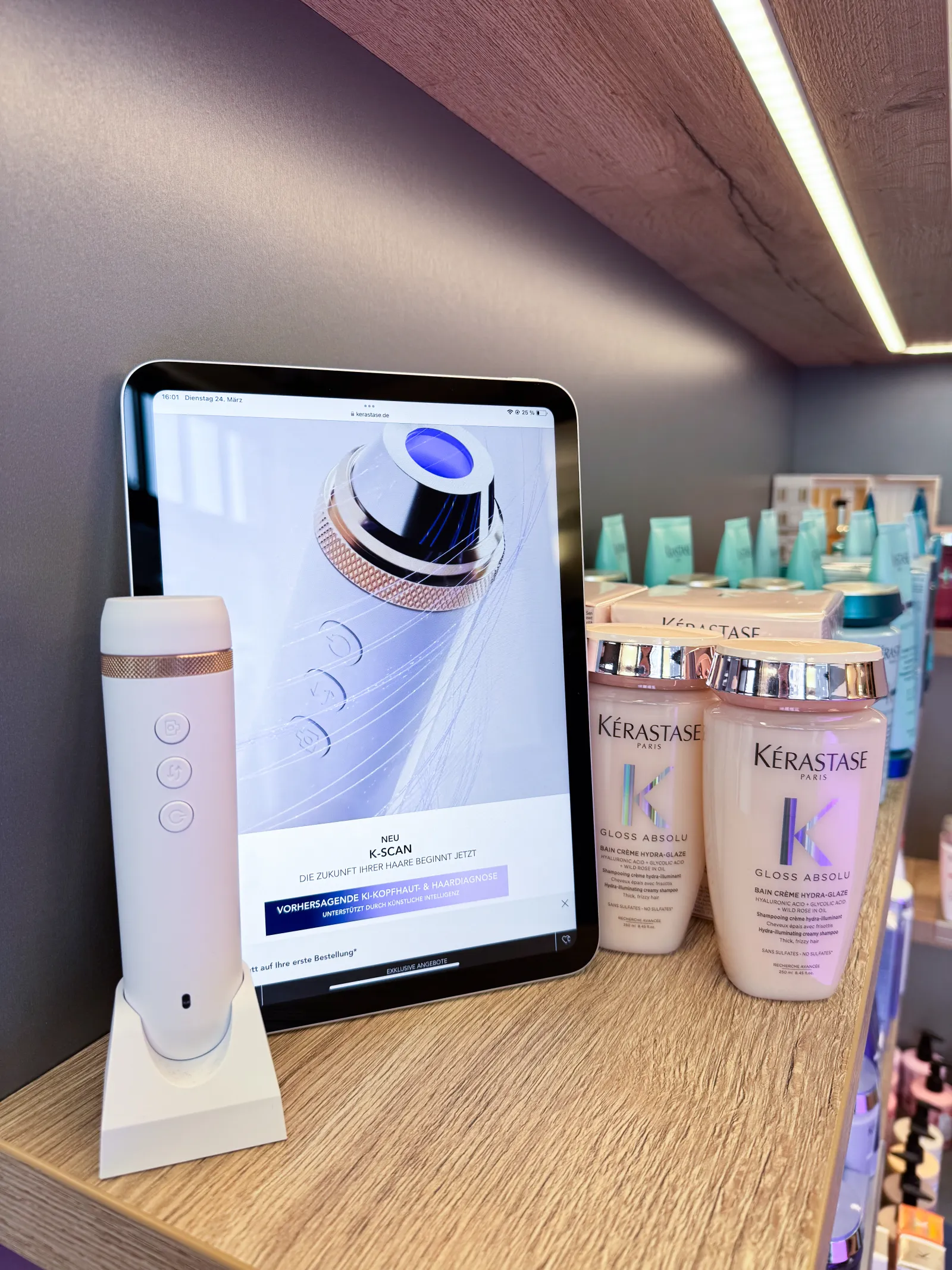 Kérastase K-Scan Haaranalyse Oldenburg – KI-gestützte Diagnose bei Anja Weiss Haarkonzept